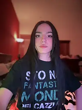 Snapshot of ShannonShanny chatting on 12.06.24 ShannonShanny online show from 12.06.24