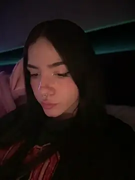 Snapshot of ShannonShanny chatting on 03.05.25 ShannonShanny online show from 03.05.25