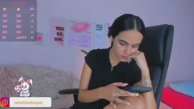 Snapshot of ChloeHarper_ chatting on 01.10.25 ChloeHarper online show from 01.10.25