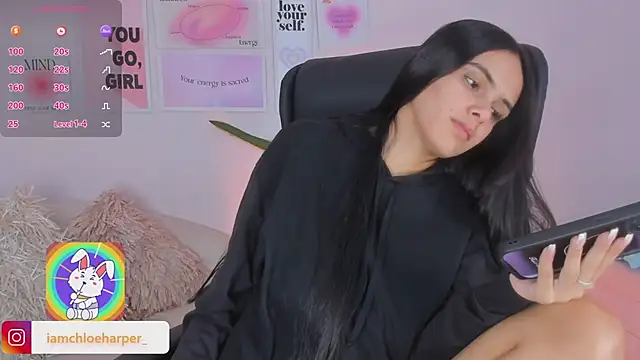 Snapshot of ChloeHarper_ chatting on 01.11.25 ChloeHarper online show from 01.11.25