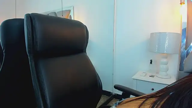 Snapshot of ChloeHarper_ chatting on 10.15.25 ChloeHarper online show from 10.15.25