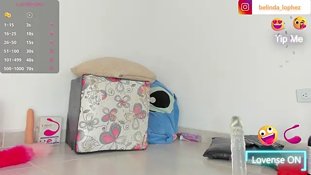 Snapshot of Bigdickgirls_02 chatting on 03.01.25 Bigdickgirls 02 online show from 03.01.25