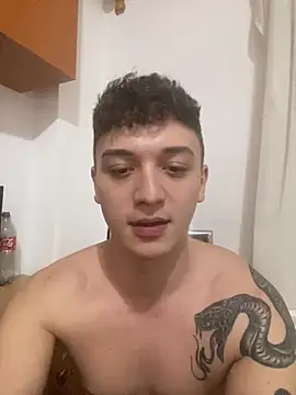 Snapshot of Joedonovan1 chatting on 12.21.24 Joedonovan1 online show from 12.21.24