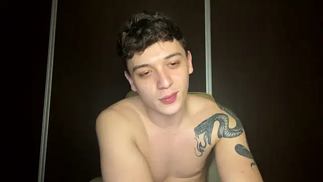 Snapshot of Joedonovan1 chatting on 02.20.25 Joedonovan1 online show from 02.20.25