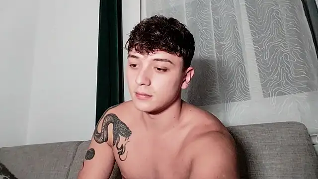 Snapshot of Joedonovan1 chatting on 10.06.25 Joedonovan1 online show from 10.06.25