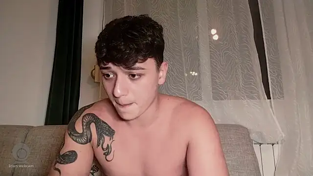 Snapshot of Joedonovan1 chatting on 10.08.25 Joedonovan1 online show from 10.08.25