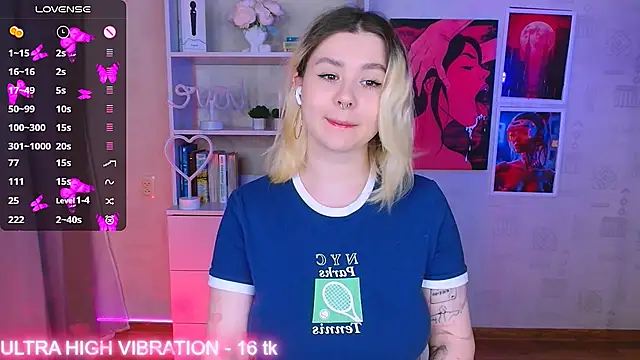 cutie mili online show from 02.21.25