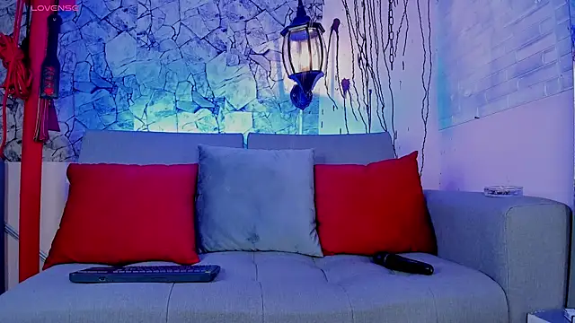 Snapshot of irregular_fetish_ chatting on 01.22.25 irregular fetish online show from 01.22.25