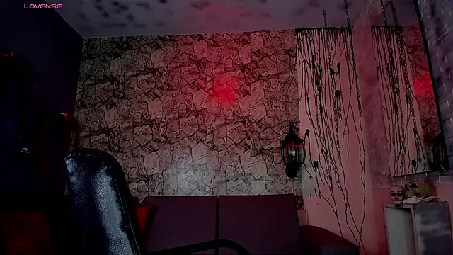 Snapshot of irregular_fetish_ chatting on 02.20.25 irregular fetish online show from 02.20.25