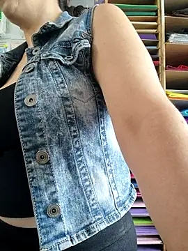 Snapshot of Mia_Novikov chatting on 09.18.25 Mia Novikov online show from 09.18.25