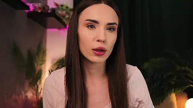 BabyYoda- online show from 03.06.25