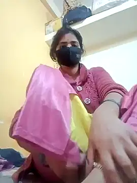Snapshot of Mamta_Chaterjee chatting on 02.04.25 Mamta Chaterjee online show from 02.04.25