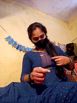 Snapshot of Hi_Radhika chatting on 01.27.25 Hi Radhika online show from 01.27.25