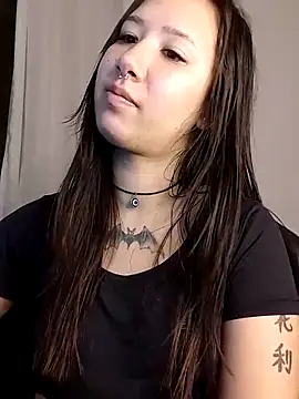 Snapshot of Japabaixinha chatting on 12.30.24 Japabaixinha online show from 12.30.24