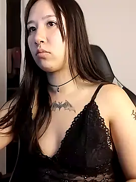 Snapshot of Japabaixinha chatting on 02.04.25 Japabaixinha online show from 02.04.25