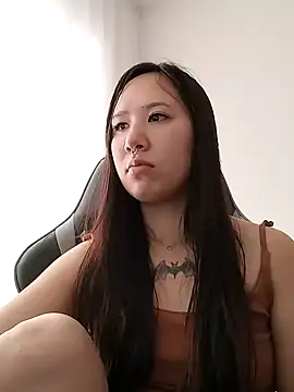 Snapshot of Japabaixinha chatting on 02.11.25 Japabaixinha online show from 02.11.25