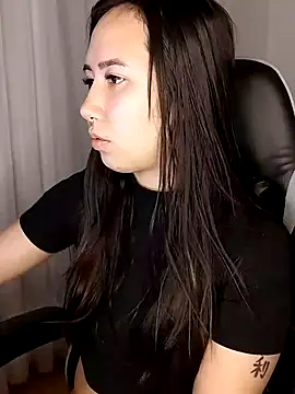 Snapshot of Japabaixinha chatting on 02.21.25 Japabaixinha online show from 02.21.25