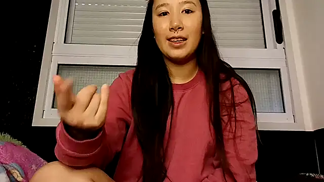 Snapshot of Japabaixinha chatting on 10.10.25 Japabaixinha online show from 10.10.25