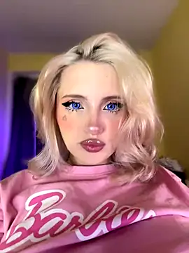 Snapshot of Melissa_cum chatting on 10.14.25 Melissa cum online show from 10.14.25