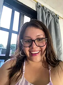 Snapshot of solecito_22 chatting on 01.12.25 solecito 22 online show from 01.12.25