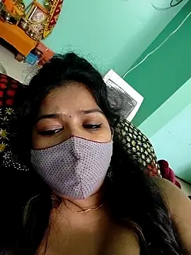 Snapshot of Monalisa_Singh chatting on 02.10.25 Monalisa Singh online show from 02.10.25