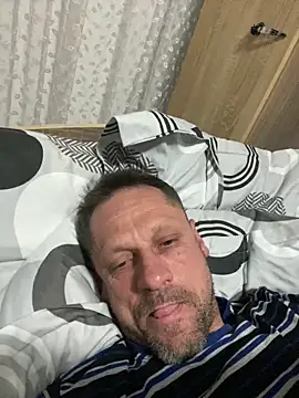 Snapshot of Yourhotboy_42 chatting on 03.22.25 Yourhotboy 42 online show from 03.22.25