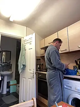 Snapshot of Yourhotboy_42 chatting on 11.16.25 Yourhotboy 42 online show from 11.16.25