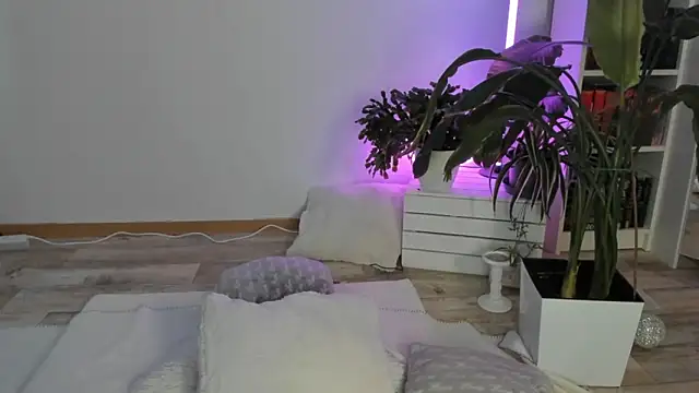 CocoSkyy online show from 09.09.25