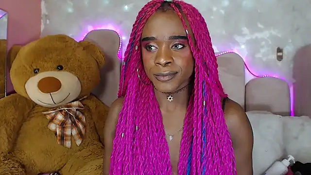 puca ebony online show from 02.01.25