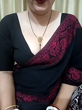 Snapshot of Priya_Boudi chatting on 01.12.25 Priya Boudi online show from 01.12.25