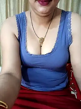 Snapshot of Priya_Boudi chatting on 02.02.25 Priya Boudi online show from 02.02.25