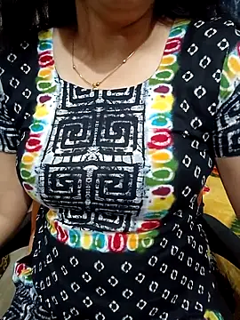 Snapshot of Priya_Boudi chatting on 09.27.25 Priya Boudi online show from 09.27.25