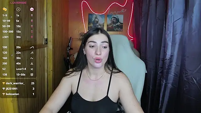 Snapshot of Fiery_Brunette_ chatting on 12.30.24 Fiery Brunette  online show from 12.30.24