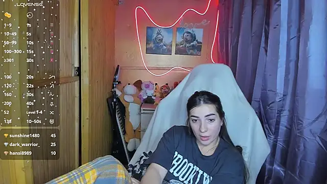 Snapshot of Fiery_Brunette_ chatting on 02.22.25 Fiery Brunette  online show from 02.22.25