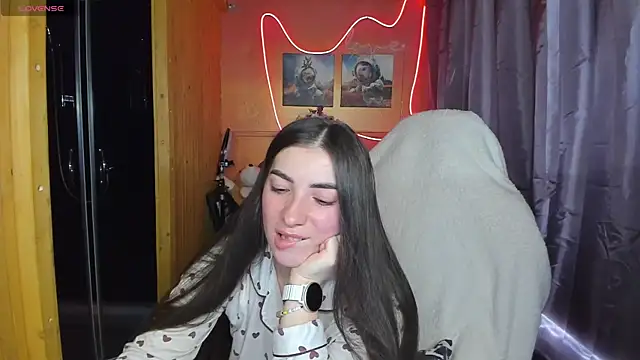 Snapshot of Fiery_Brunette_ chatting on 03.12.25 Fiery Brunette  online show from 03.12.25