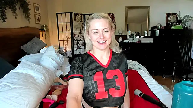 Snapshot of AlwaysAffirming chatting on 10.25.25 AlwaysAffirming online show from 10.25.25