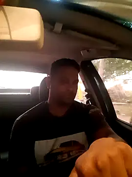 Snapshot of hecwil8 chatting on 01.28.25 hecwil8 online show from 01.28.25