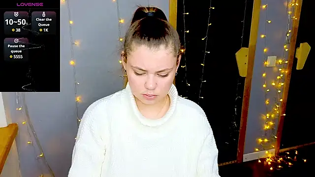 IsabellaBler online show from 01.30.25