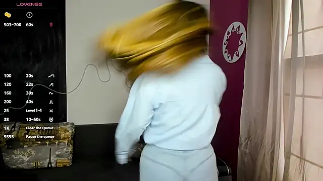 IsabellaBler online show from 03.20.25