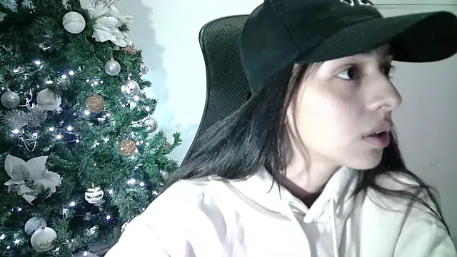 Snapshot of aineangeel chatting on 12.25.24 aineangeel online show from 12.25.24