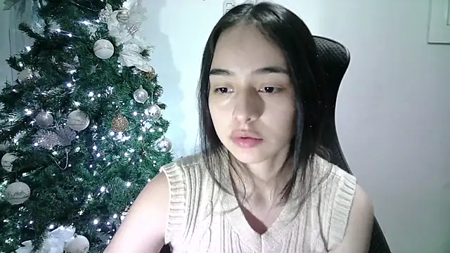 Snapshot of aineangeel chatting on 01.28.25 aineangeel online show from 01.28.25