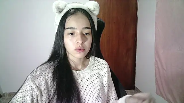 Snapshot of aineangeel chatting on 03.13.25 aineangeel online show from 03.13.25