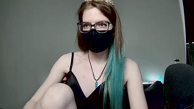 Snapshot of amber_candyfloss chatting on 03.04.25 amber candyfloss online show from 03.04.25