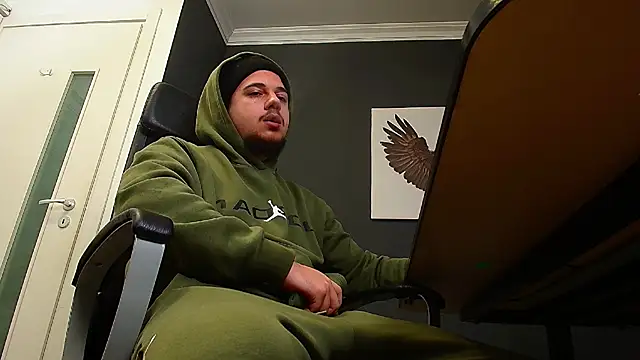 Snapshot of JoshKnights chatting on 01.20.25 JoshKnights online show from 01.20.25