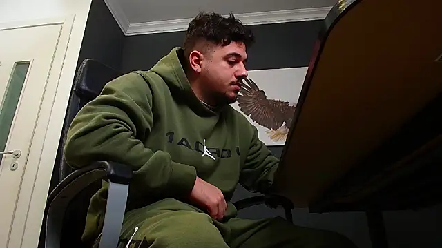 Snapshot of JoshKnights chatting on 02.03.25 JoshKnights online show from 02.03.25