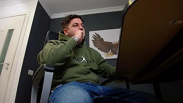 Snapshot of JoshKnights chatting on 02.09.25 JoshKnights online show from 02.09.25
