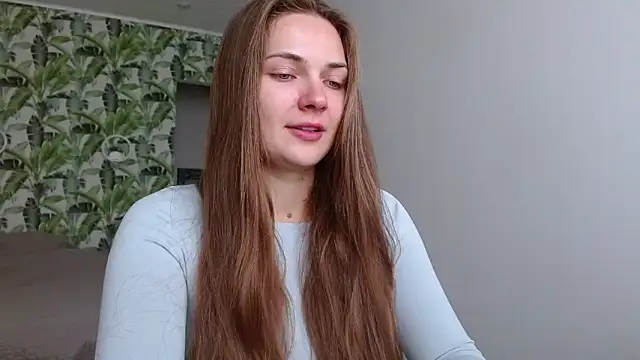 Olivia shine online show from 10.04.25