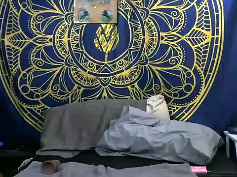 Snapshot of lovely_lola1111 chatting on 02.18.25 lovely lola1111 online show from 02.18.25