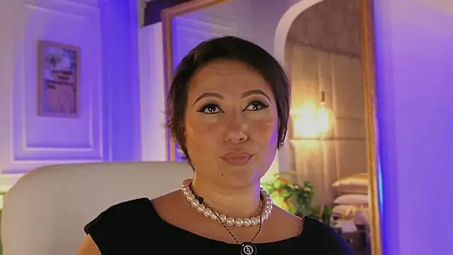 Victoria-Harper online show from 09.11.25