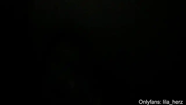 Snapshot of Liherz chatting on 02.07.25 Liherz online show from 02.07.25
